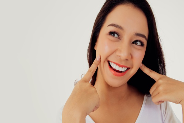 Adjusting To Your New Life With Dental Veneers